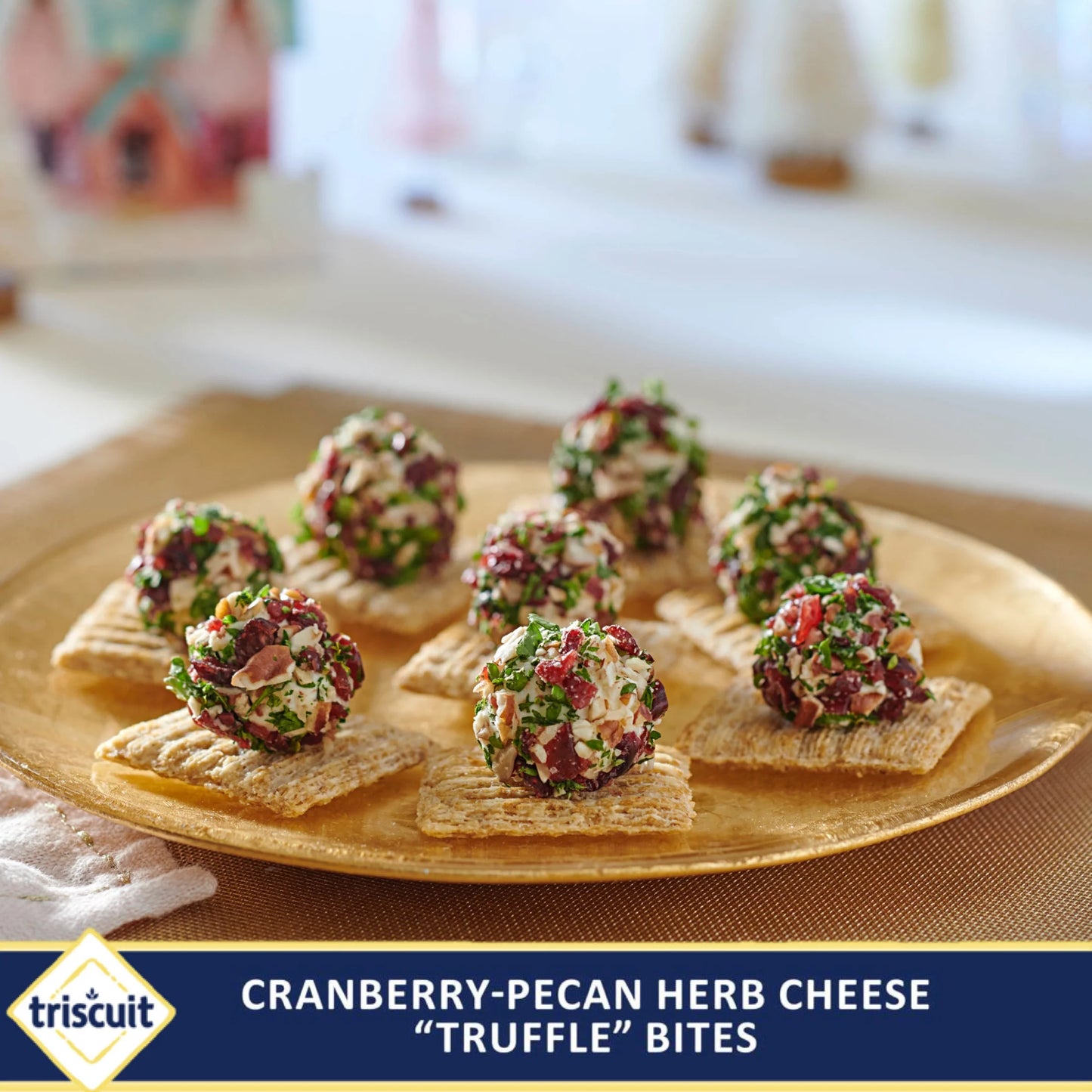 Triscuit - Organic Original Whole Grain Wheat Crackers, Organic Crackers, Vegan Snacks, 7 Oz