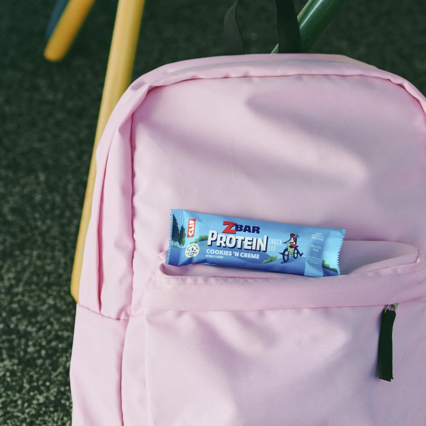 Clif - Protein Cookies 'N Creme Flavor Crispy Snack Bars, Gluten Free Protein Bars, 5Ct